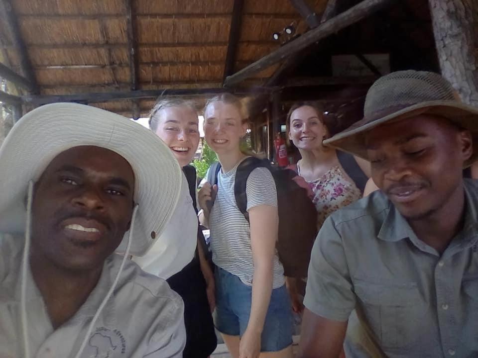 Jungle Breeze Home Stay Kasane Esterno foto