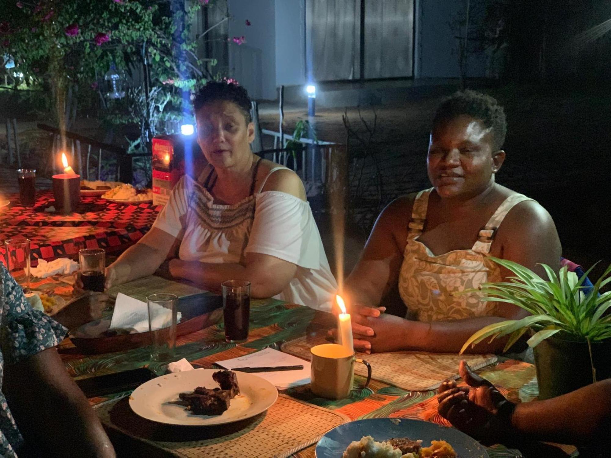 Jungle Breeze Home Stay Kasane Esterno foto
