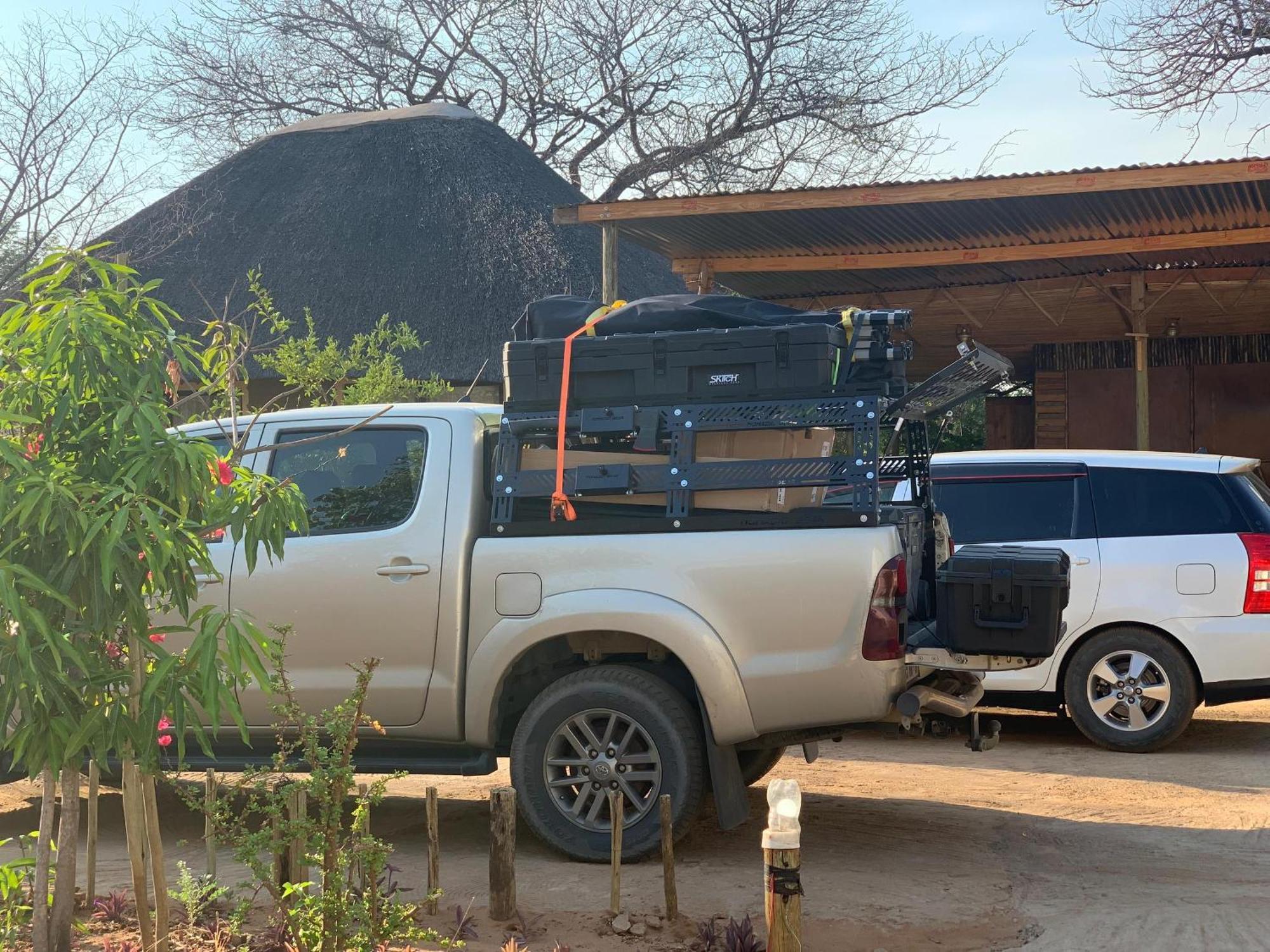 Jungle Breeze Home Stay Kasane Esterno foto